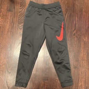 Boys Nike Dri-Fit Jogger Sweatpants